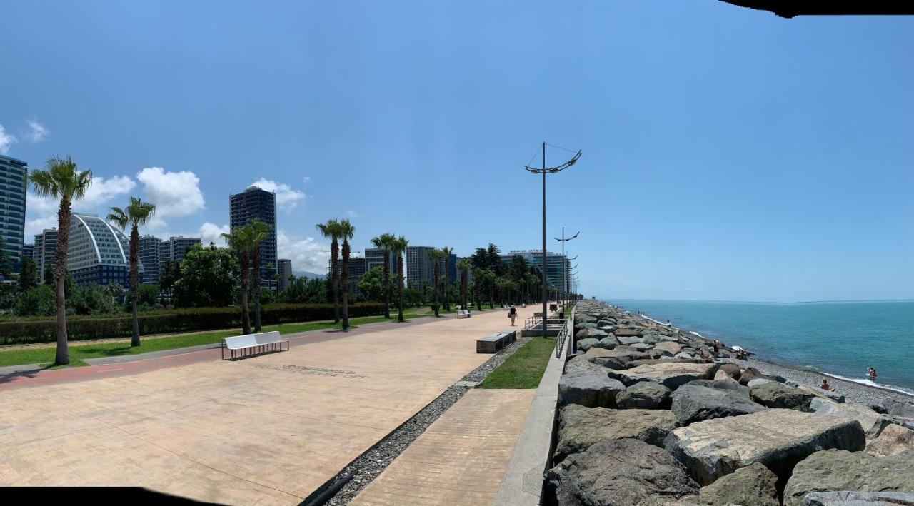 White Sails Apartment Batumi Eksteriør bilde